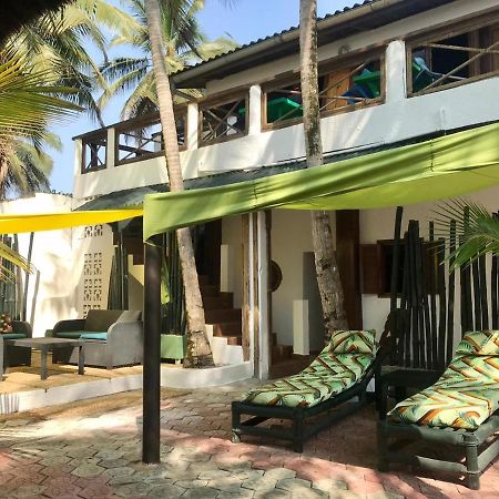 Boblin La Mer Hotel Restaurant Plage Grand-Bassam Exterior photo