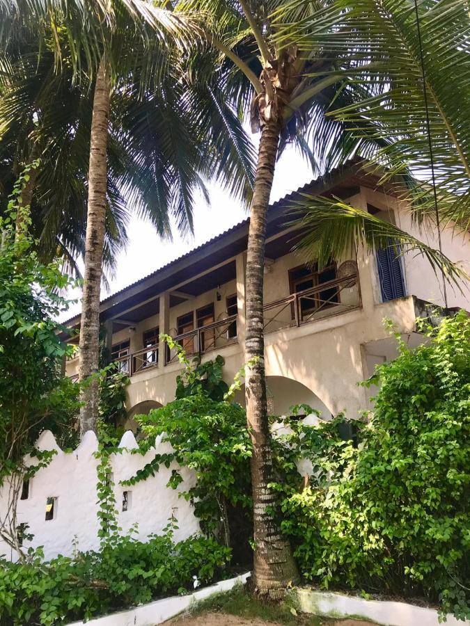 Boblin La Mer Hotel Restaurant Plage Grand-Bassam Exterior photo