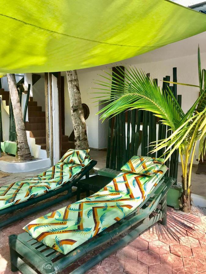 Boblin La Mer Hotel Restaurant Plage Grand-Bassam Exterior photo