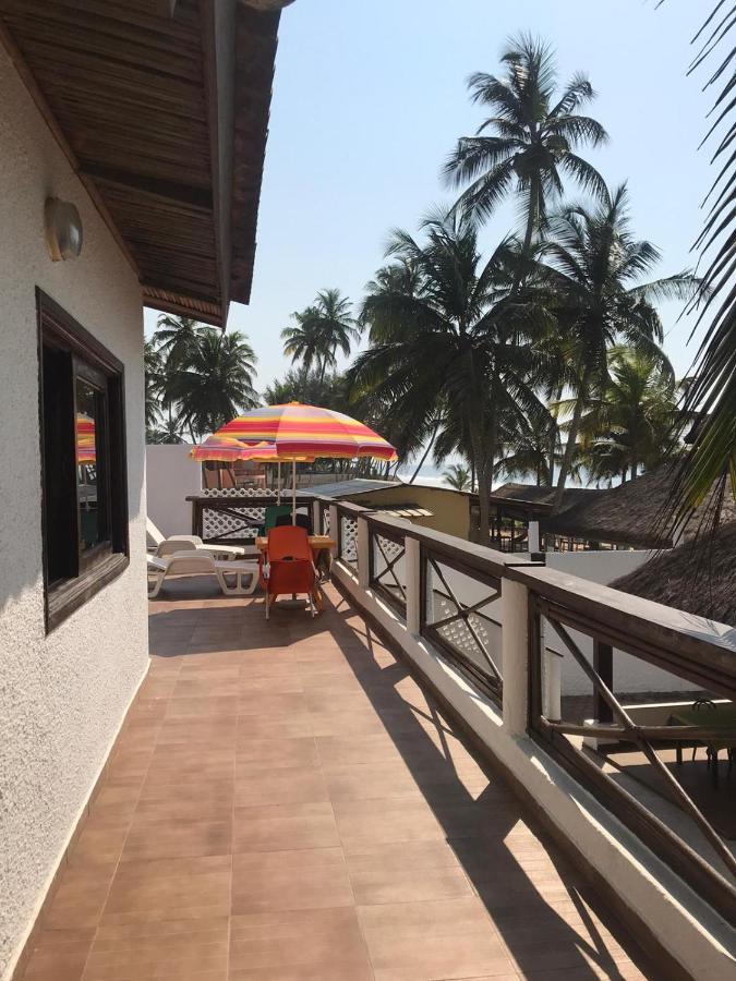 Boblin La Mer Hotel Restaurant Plage Grand-Bassam Exterior photo